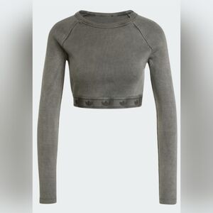 🚺 S US — adidas Originals Ribbed Long-Sleeve Crop Top [BLACK] JD0014